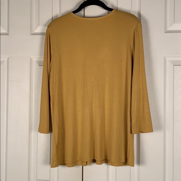 Medium Cable & Gauge mustard gold 3/4 sleeves - Picture 2 of 5